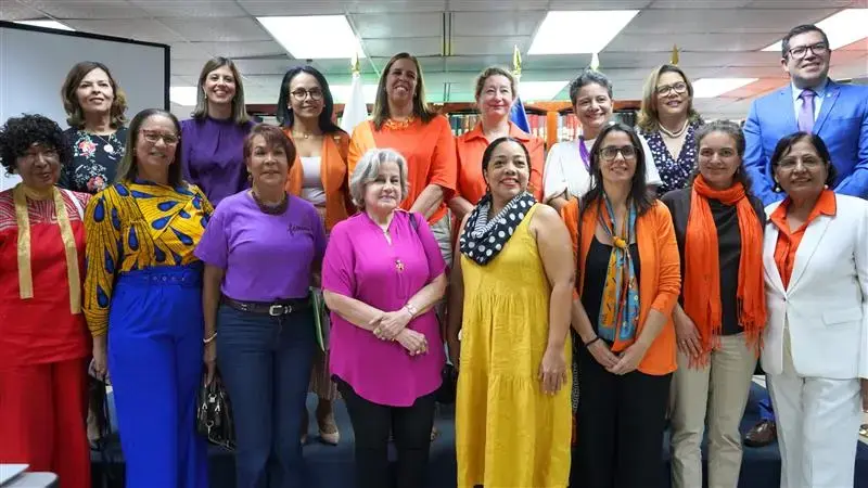 25N: increíble FORO “Tejiendo Igualdad: Desmontando Violencias Cotidianas” organizado por el sistema de las naciones unidas en panamá 1 25N