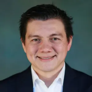 Carlos Kan - Semblanza